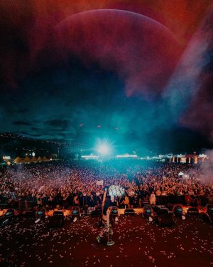 Steve Aoki Instagram - 1. When the Hail Mary 🎂 targets so beautifully 
2. Decision on who to cake is actually very difficult 
3. The sky is a painting 
4. Queen @dannapaola 
5. Bolivia im still here my love 
6. Went to the top and found Jesus 
7. AokiJump #1099 
8. The greatest feeling to be on stage with you all
9. So happy to meet all my wonderful beautiful fans. I love the signs and the creativity and these moments but most of all love ur heart. Thank u for coming to my shows or wherever I am im happy to see u. 
10. What a moment caught by @bradheaton