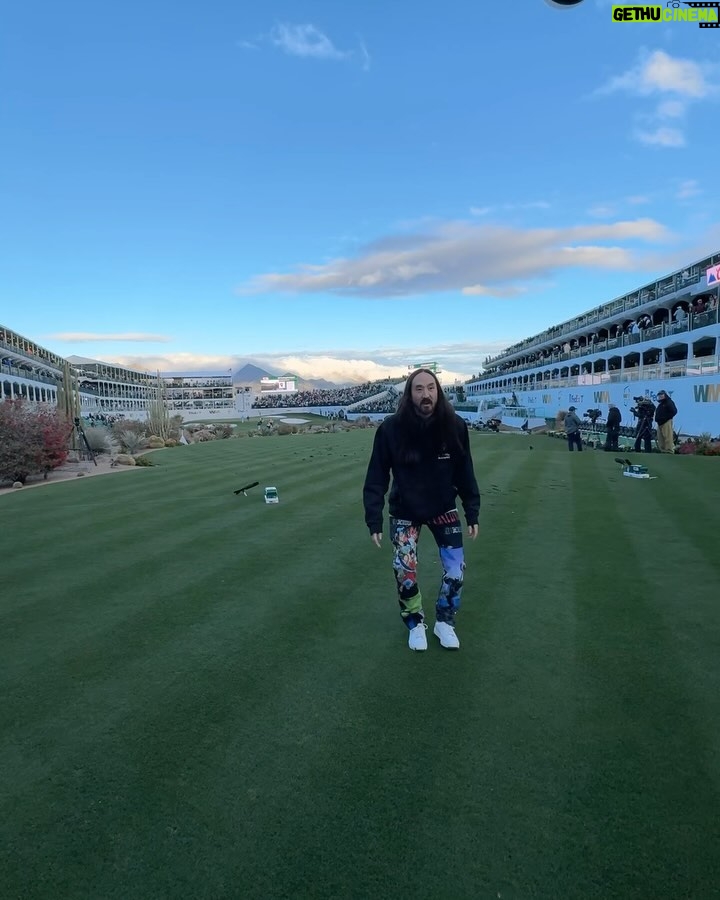 Steve Aoki Instagram - Channeling Zac Efron on the golf ⛳️ #aokijump #1097 Scottsdale, Arizona
