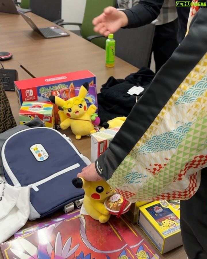 Steve Aoki - 147.7K Likes - Luckiest guy ever having pikachu as ur host showing u the @pokemon hq. ❤️❤️❤️❤️ #aokijump pikachu jump. #1094.