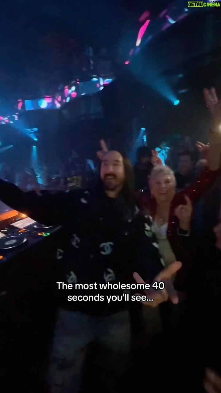 Steve Aoki - 92.2K Likes - Moments like this is why I love what I do!!