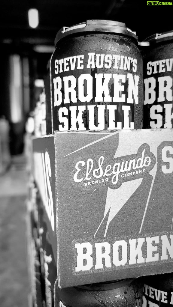 Steve Austin Instagram - A big ‘HELL YEAH’ is coming! 💀🍺 • • • • #BrokenSkullBeer #SteveAustin #StoneCold #ElSegundoBrewingCompany #IPA #WestCoastCraft #CraftBeer #Beer #BrokenSkull #Brewery #Reels #Viral #LABrewers #LABeer United States