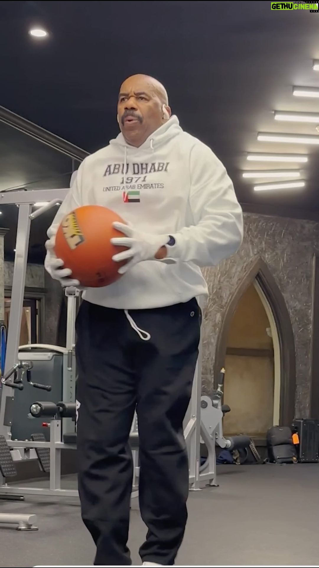 Steve Harvey Instagram - Week ONE of the #Levate28 Challenge is complete! ✅ 🥤Make sure you continue drinking your L’Evate You Vitality Daily Greens 🥗Trying #Recipes & #Workouts from the 28 Day Nutrition & Fitness Guide 📈And tracking your progress! Remember, At the end of the month if you submit a testimonial video on how the #Levate28 Challenge has changed you in your journey to good #health — You could be selected to win $5,000! 💸 . . . #Levate28 #LevateYou #healthchallenge #UpYourGreens #healthylifestyle #nutrition #fitness #energy #steveharvey #motivation #vitality #fitnesschallenge #mitochondria #probiotics #enzymes #digestion #antioxidants #plantbased