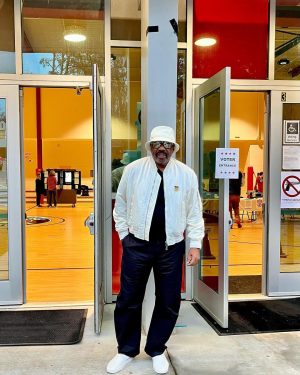 Steve Harvey Instagram - Let’s finish the job!
If you haven’t voted please let’s go the weather and the lines are fine ……
Let’s put an end to this ignorance