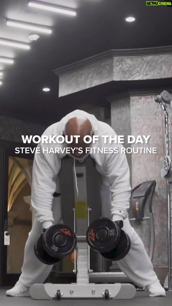 Steve Harvey Instagram - Grateful for a team that pushes me forward. My trainer had me in the gym getting right! 💪🏾