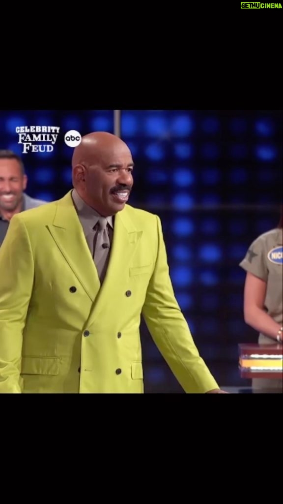 Steve Harvey Instagram - Holey moley is right! ⛳️ Tune in to an all-new #CelebrityFamilyFeud at 8/7c TONIGHT on @familyfeudabc ABC! 🤩