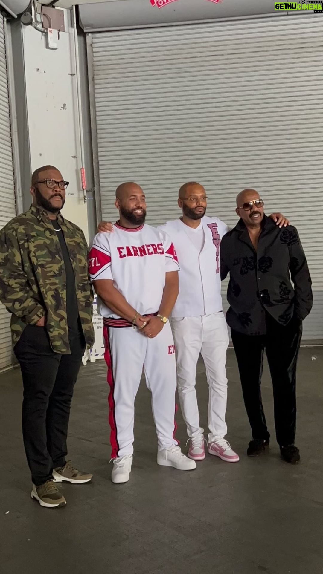 Steve Harvey Instagram - 💪🏾 We on. @tylerperry @troymillings @rashadbilal @earnyourleisure @investfestival #investfest #investfest2022