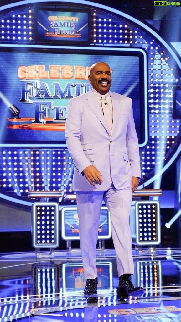Steve Harvey Instagram - Tonight at 8/7c on ABC, find out why people love #CelebrityFamilyFeud with the season premiere! 🤩🤣🥸 Stream on Hulu.