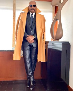 Steve Harvey Instagram - HARLEM NEW YORK