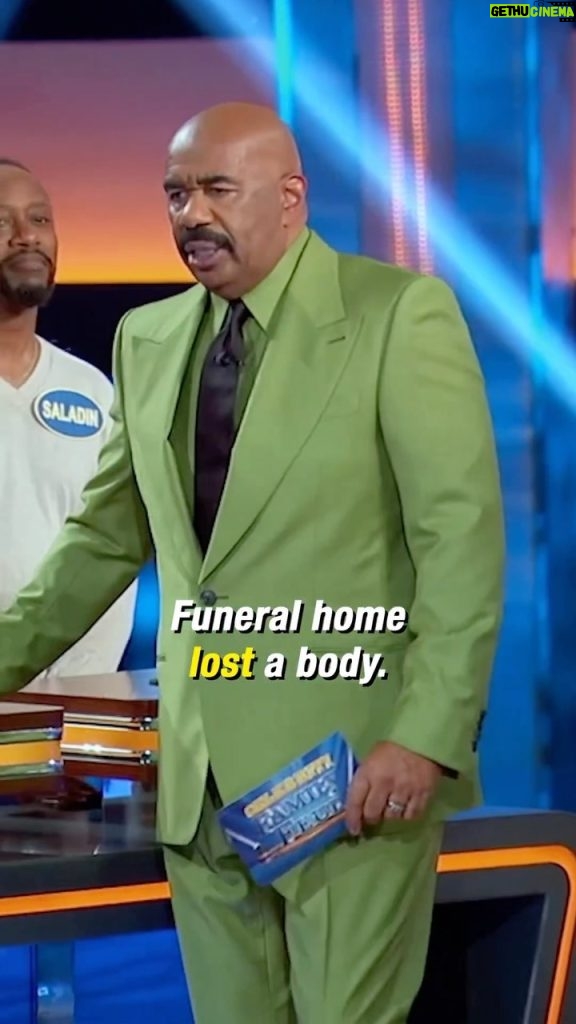 Steve Harvey Instagram - What??? 😂🤣😂 Funeral home lost the body. What're they putting in the casket instead?? @familyfeud #SteveHarvey: "I'll be damned." The confusion continues on TOMORROW's all-new episode of @familyfeudabc #CelebrityFamilyFeud, 9/8c on ABC. Stream on Hulu.