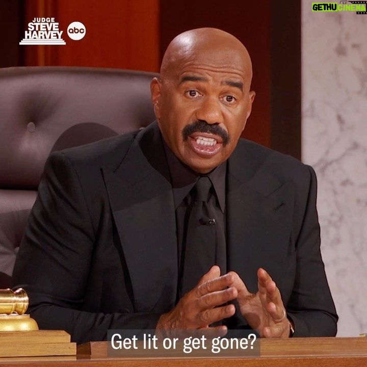 Steve Harvey Instagram - Gotta keep them on their toes? 🤣😆 Stream last night’s #JudgeSteveHarvey on Hulu now!