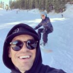 Steve Howey Instagram – He has whiplash. I can’t walk. Saturday and Sunday combined 11 1/2 hours snowboarding. Looking for sponsorship early 2021. Thanks everyone at @snow_summit Snow Summit, Big Bear