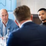 Steven Bartlett Instagram - WOW!💥Today was surreal! Prince William's team asked me to spend the day with him visiting businesses in the south of England that are doing great work to end homelessness and to partner with him and his Foundation @homewardsuk to work to end Homelessness in the next 5 years! 🥪 We started the day in a Pret A Manger in Bournemouth! We both put on aprons, made coffee's, sandwiches, and got to meet some of the incredible team members that are former refugees, former inmates and formerly homeless! ⚽️ We drove over to Bournemouth FC and met players from the Men's and Women's team who had come through the bounce back program and used football to change their lives. 🎤 I was lucky enough to have a few moments to ask the future king some questions on his own personal motivations and how we manages his time! 👩🏻‍💼 Myself and Prince William then hosted a business round table with a group of local business leaders about how they could work to hire more homeless individuals into their organisation! This is just the beginning of a big piece of work we're planning to do with Prince William, Homewards and the UK business community to help get homeless people (and former inmates) back into work, to up-skill them and to end homelessness for good! 🤯 Side note: If you had told me as a kid, I would be spending the day with Prince William, the future King - I would never ever ever believed you. I grew up with a Nigerian mother and a english dad who both adore the royal family, one of my earliest memories is watching my mum and dad cry when Diana died. William has a wonderful way with people, and he was authentically kind both on and off camera today! Thank you to whatever force in the universe put me there today, I'm so grateful and a little confused. A day I'm sure I'll tell my kids about. If you're a business please do check out Homewards work! Together as a business community we can do a lot more to get all the talent we have in this country back to work! ❤️