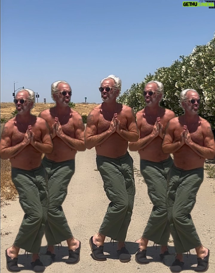 Steven Ogg Instagram - Becoming harder to tug at any coattails to challenge to push boundaries to pay more attention to dig deeper to hold up that mirror to the hypocrisies to the self righteousness to cultural discord to have an argy bargy to create or express when all one can think/worry about is who will this offend inevitably someone regardless of intentions. #DidSomebodySayYoga #jeanmichelbasquiat #inspired #IwouldRatherBeActing #roadtrip Truck Stop