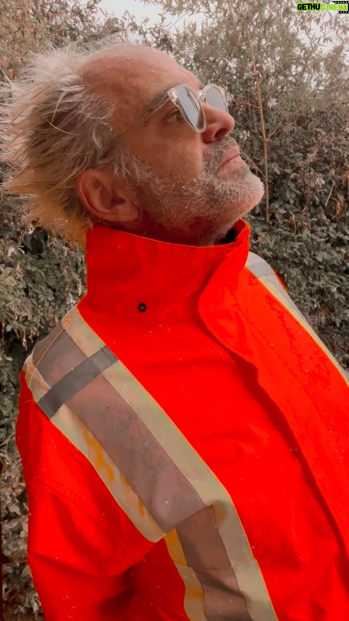 Steven Ogg Instagram - To operate by way of suggestion; isolation/gratitude/pain. Grasping at the radiantly obvious thing with urgency/unsteadiness; the wounded openness reflecting the struggle. Tiny jewels shaped by calloused/broken fingers. Written as if nothing to lose it wins everything. An invocation of Baudelaire; Les Fleurs du mal since I seek for the black, the blank, I bare! #franzwright #baudelaire #poetry #prose #davidsylvian #kindertotenwald #thewall Montparnasse