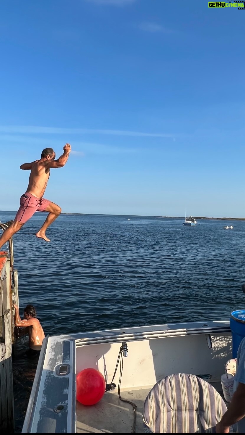 Steven Ogg Instagram - UNBELIEVABLE FUCKING WEEK topped with an UNBELIEVABLE FUCKING DAY! Thank you to Ryan, Sherri, Drew, Charlie, Dan and James for bringing us all together on this beautiful film!!! Wonderful crew and cast and locals oh my!! Maine…you are fackin’ beautiful! #maine #lobster #indie #ghost #trap