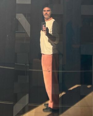 Steven Ogg Instagram - REFLECTIONS&SHADOWS 
Healing ≠damage never existed. 
Healing = 
the damage 
no longer controls your life.
#healing #trauma #reflection #shadow #obsession
