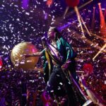 Steven Tyler Instagram - GOOD MORNIN' GLORY, HALLELUJAH TO YOU... MOVIN', WE'RE GETTIN' OUT OF THIS YEAR, MOVIN', WITHOUT A DOUBT INTO A NEW YEAR! #HAPPYNEWYEAR #2020 #AEROSMITH50 📷 @katbenzova_rockphoto