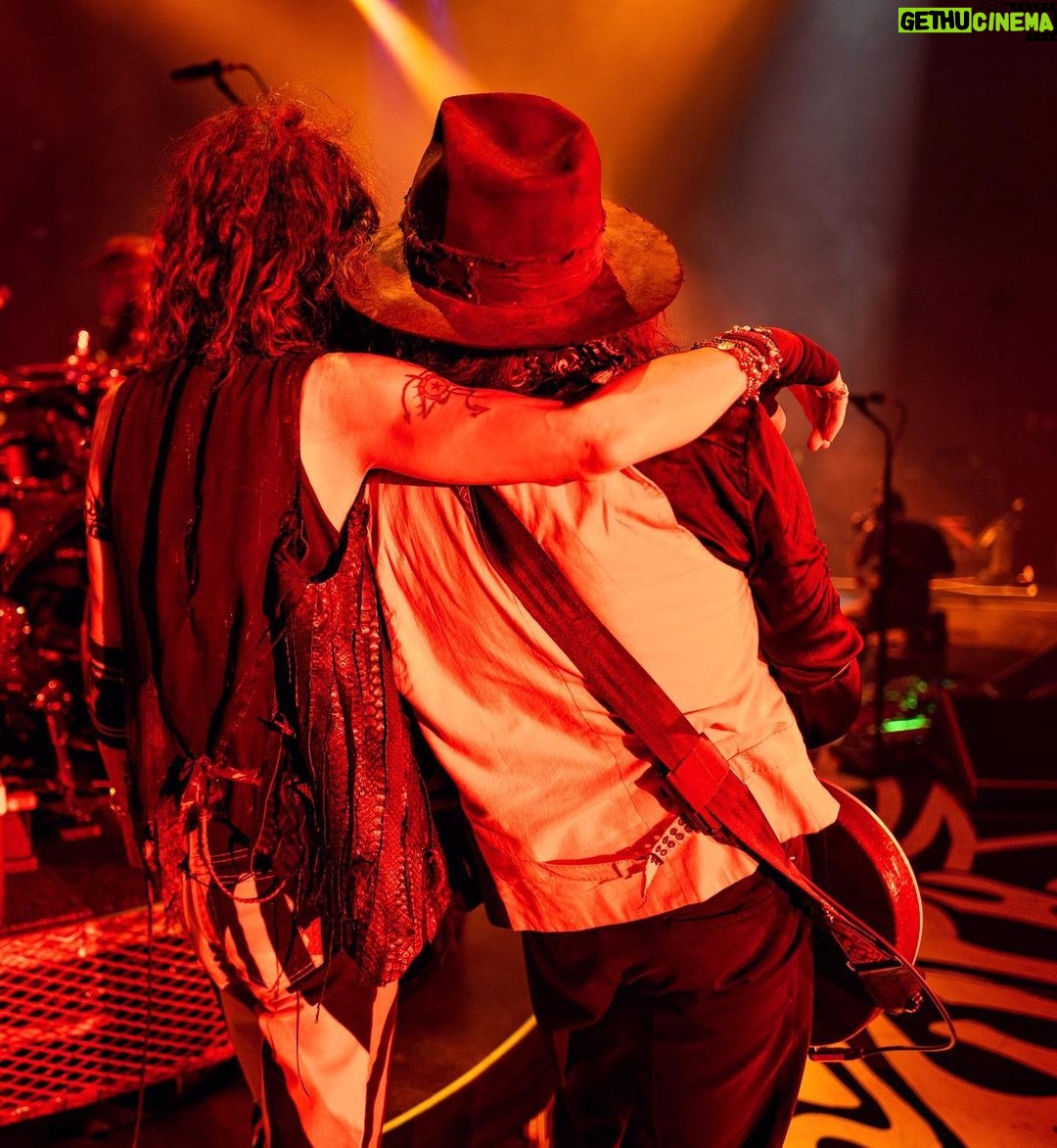 Steven Tyler Instagram - OUT FOR NOW... BE BACK SHAKIN’ MY ASS IN VEGAS ON SEPTEMBER 21ST!!! #DEUCESAREWILD @aerosmith 📷@zack.whitford