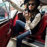 Steven Tyler Instagram - I created Janie’s Fund to reach two important goals… to bring much-needed awareness to the issue of abuse and neglect of children, and to promise the financial support to ensure that girls receive the most effective services available to help them overcome the trauma and pain of abuse… Please visit https://bit.ly/2UE48Xq or see link in my story to make a positive impact!!! @janiesfund #janiesfund #popsockets #ad 📷@zack.whitford