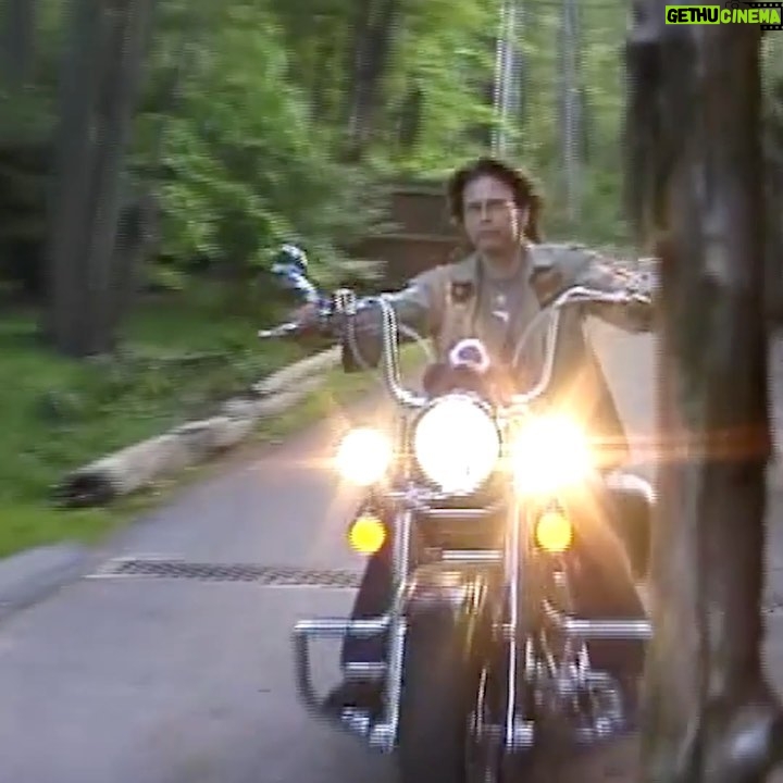 Steven Tyler Instagram - BEEP... BEEP... @aerosmith “HONKIN’ ON BOBO” RELEASED ON THIS DAY IN 2004.