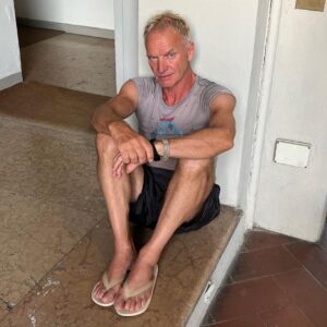 Sting Instagram - 📷: @mkcherryboom