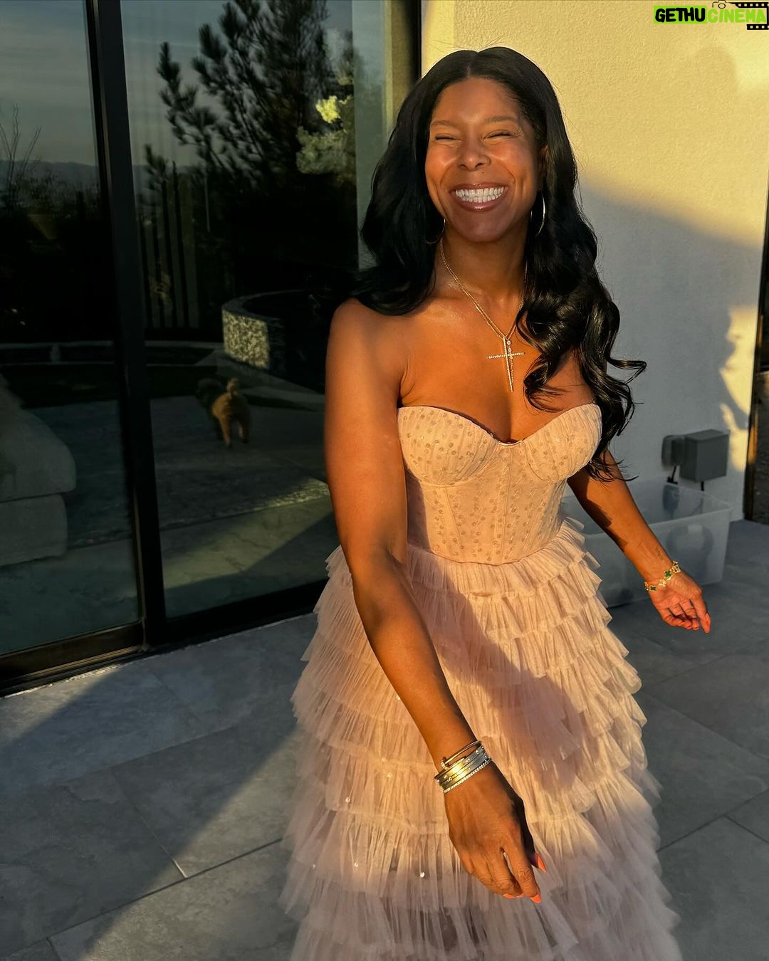 Storm Reid Instagram - tonight we celebrate 🥂💚 Los Angeles, California