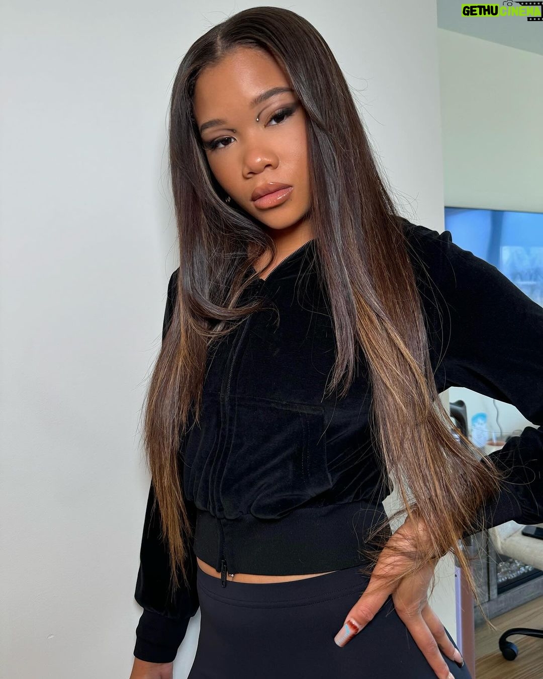 Storm Reid Instagram - you was either there or you weren’t @balenciaga thank you for having me 🖤 Los Angeles, California