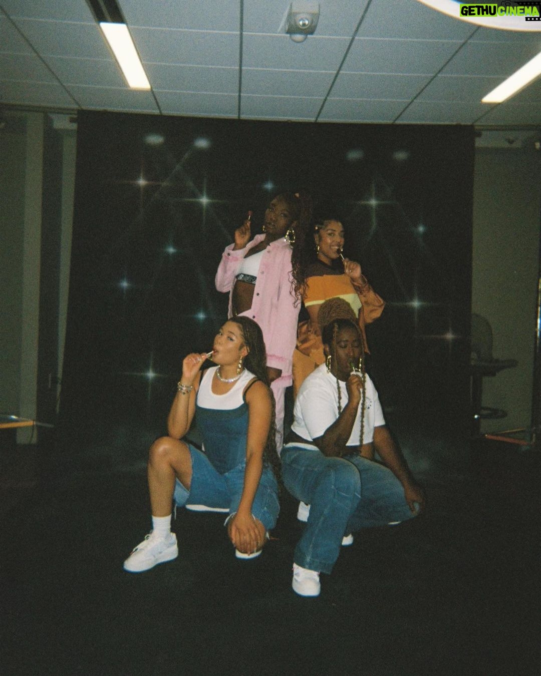 Storm Reid Instagram - atlanta vintage hues #1720 ♡ August 4th 🎞️: @ani.wood / @aniwoodphotography_ Atlanta, Georgia