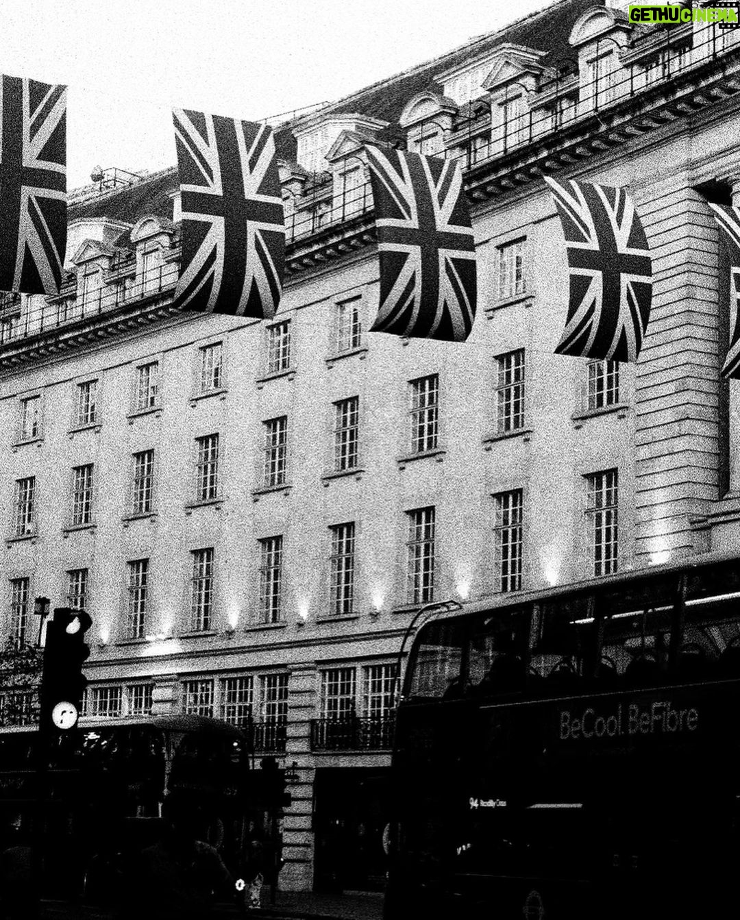 Storm Reid Instagram - London on film 🎞️ thanks @airbnb for the wonderful stay <3 @chefktakespictures London, United Kingdom