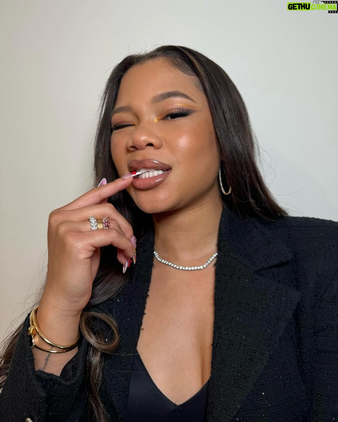 Storm Reid Instagram - even on my chill days 🖤 Los Angeles, California