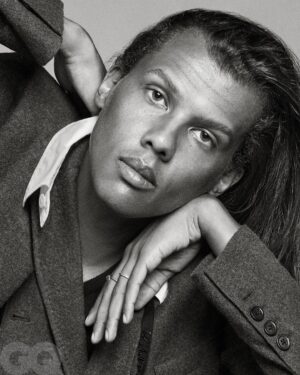 Stromae Instagram - US @gq Hype cover and some pictures of the shoot

Journaliste : Maxime Delcourt
Photographe : @alique_studio
Styliste : @yashuasimmons
Hair : @joerirouffa
MUA : @natashaseverino_makeup
Set design : @jameslear
Tailoring : @raul.tailor
Assistants photographe : @khalilah.pianta @jw46pic
Assistants stylistes : @iamandrewmcfarland @thisisnotballa