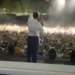 Stromae Instagram - Quel public, Grazie mille Milano. Vous entendre chanter « La solassitude » avec ce petit accent c’est tellement beau. — What an audience, Grazie mille Milano. So beautiful to hear you singing « La solassitude » with this little accent!