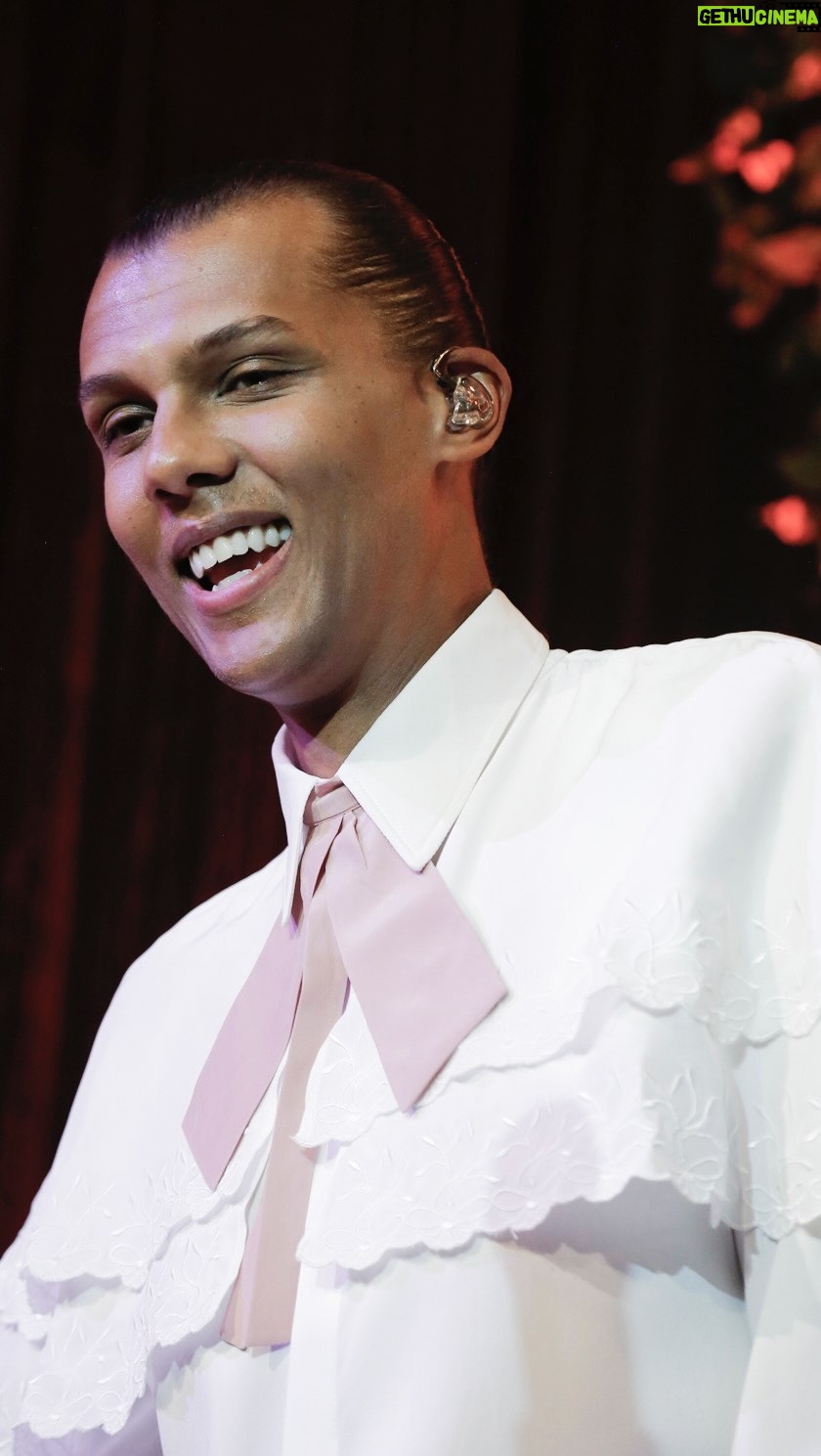 Stromae Instagram - Belgian-Rwandan electro producer @Stromae brightens KCRW HQ with an immersive performance of tracks from his latest album “Multitude,” including “La solassitude” and viral hit “Alors On Danse.” He also chats with KCRW’s @anthonyvaladez exploring the importance of supportive family structures, gathering inspiration from his eclectic musical upbringing, and the possibilities of work-life balance. 🔗 Head to the link in our bio for the full performance and interview #Stromae #KCRWLiveFrom