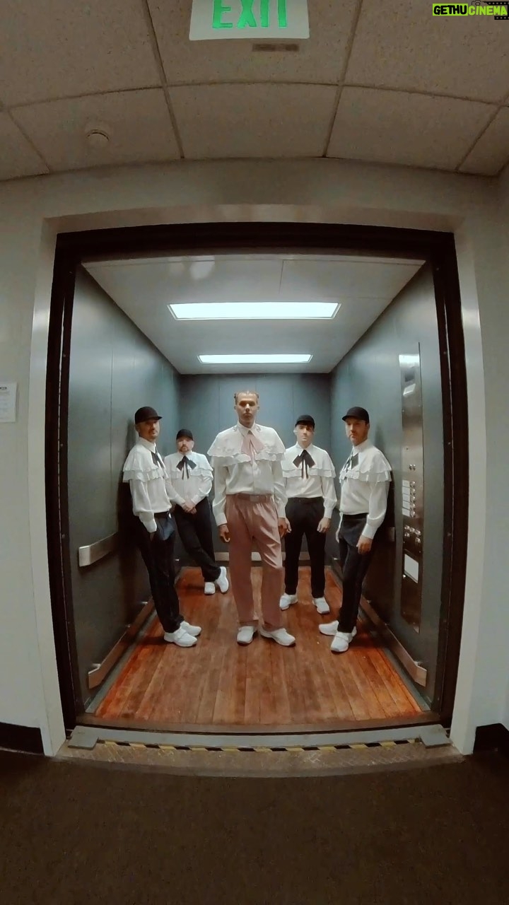 Stromae - 102.2K Likes - It’s showtime! See you tonight LA