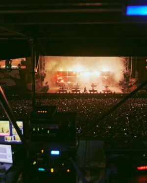 Stromae Instagram - Last year, many of you came to applaud the Multitude tour during the festival season 🤩. Thanks again for your support and your love. We hope you're enjoying your musical summer. The Mosaert team thinks of you ❤️