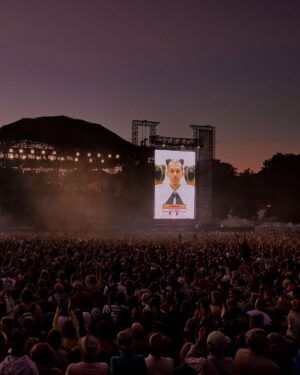 Stromae Instagram - Last year, many of you came to applaud the Multitude tour during the festival season 🤩. Thanks again for your support and your love. We hope you're enjoying your musical summer. The Mosaert team thinks of you ❤️