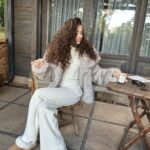 Su Burcu Yazgı Coşkun Instagram - cheri cheri lady