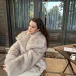 Su Burcu Yazgı Coşkun Instagram - cheri cheri lady
