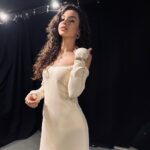 Su Burcu Yazgı Coşkun Instagram - 🪞🤍
