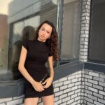 Su Burcu Yazgı Coşkun Instagram –