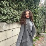Su Burcu Yazgı Coşkun Instagram –