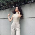 Su Burcu Yazgı Coşkun Instagram -