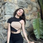Su Burcu Yazgı Coşkun Instagram –