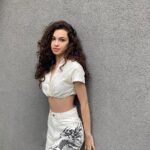 Su Burcu Yazgı Coşkun Instagram –