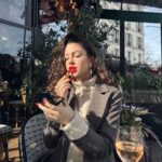 Su Burcu Yazgı Coşkun Instagram – dumpimi da soyle birakayim 🦦 Paris, France
