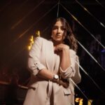 Subhashree Ganguly Instagram - Mere dil ye pukare aaja ✨ . . . . . . . . . #instareels #trendingreels #reelsinstagram #reelitfeelit #reelsindia
