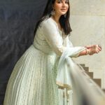 Subhashree Ganguly Instagram - Beauty in bloom ❤️ . . . . . . . . . #instagood #fashion #fashionstyle #ethniclook #instafashion #instamood