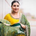Subhashree Ganguly Instagram - Happy soul 🌻 . . . . . . #instagood #instafashion #instalike #instamood #fashion #outfit #style #explore #engagement #explore #ootd