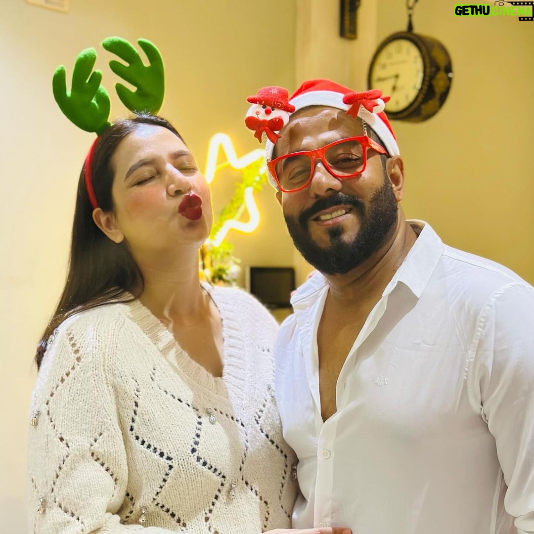 Subhashree Ganguly - 168.2K Likes - Merry Christmas 🌲❤️