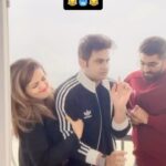 Sugandha Mishra Instagram – Thand Se Kaise Bache ? 😂😂🥶 
.
.
.
#winter #punjab #couplereels #powercouple #couplegoals #jalandhar #sugandhamishra #drsanketbhosale #sanketbhosale #married #quarter #sweater